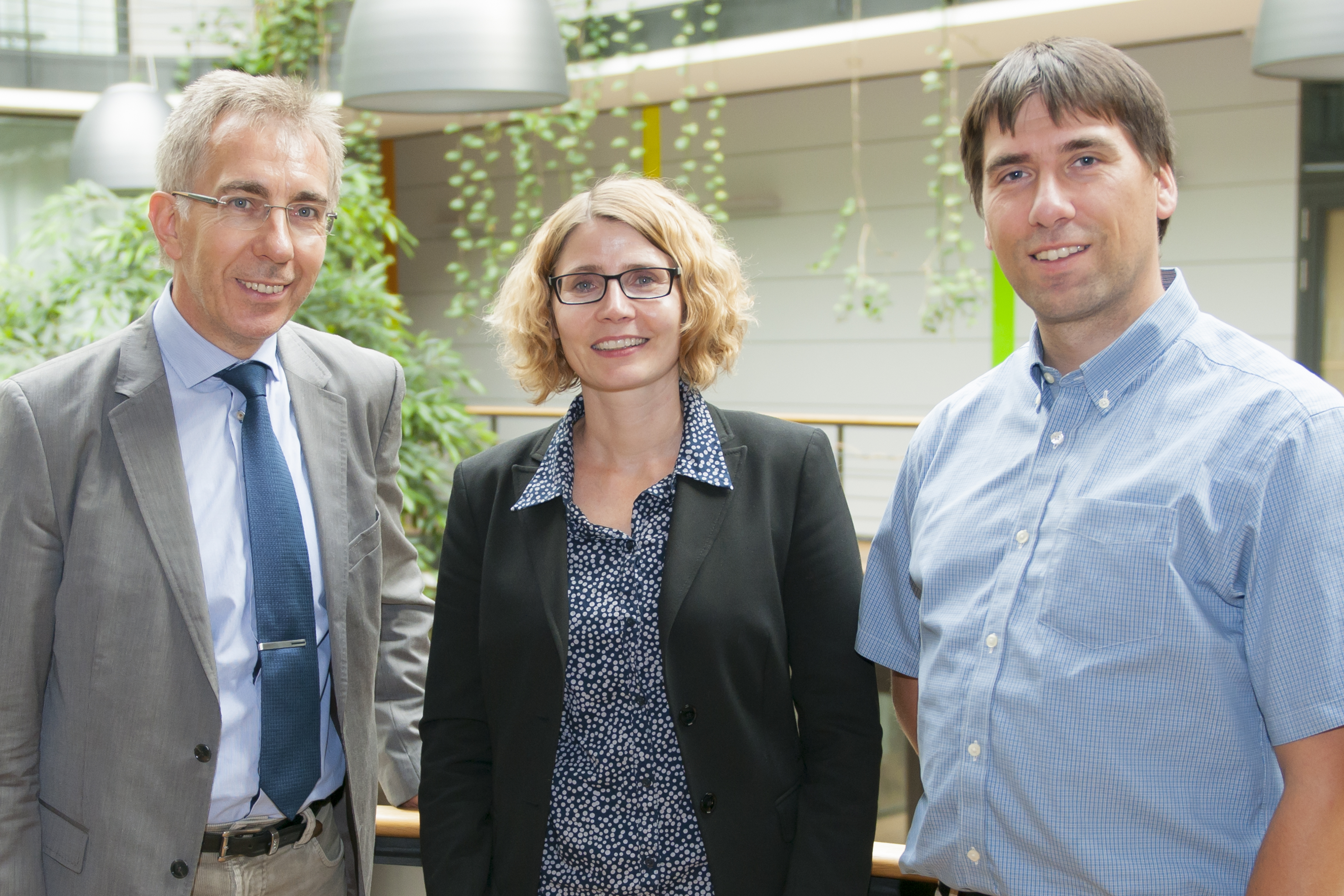 Dr. Jörg Lehmann (links), Prof. Dr. Susanne Aileen Funke (Mitte), Prof. Dr. Stefan Kalkhof (rechts)