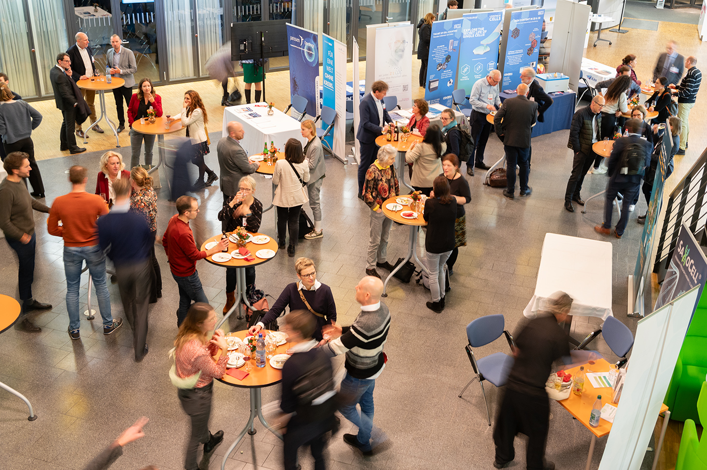 Veranstaltung im Atrium des  Fraunhofer IZI