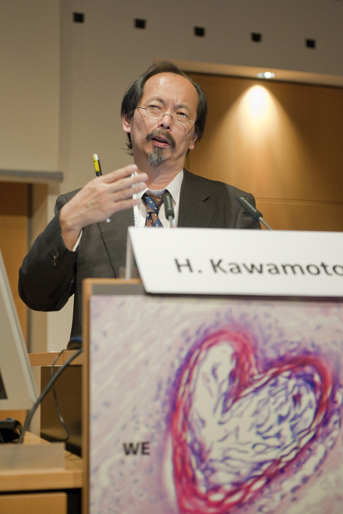 Prof. Hiroshi Kawamoto, Riken Research Center, Yokohama (Japan).