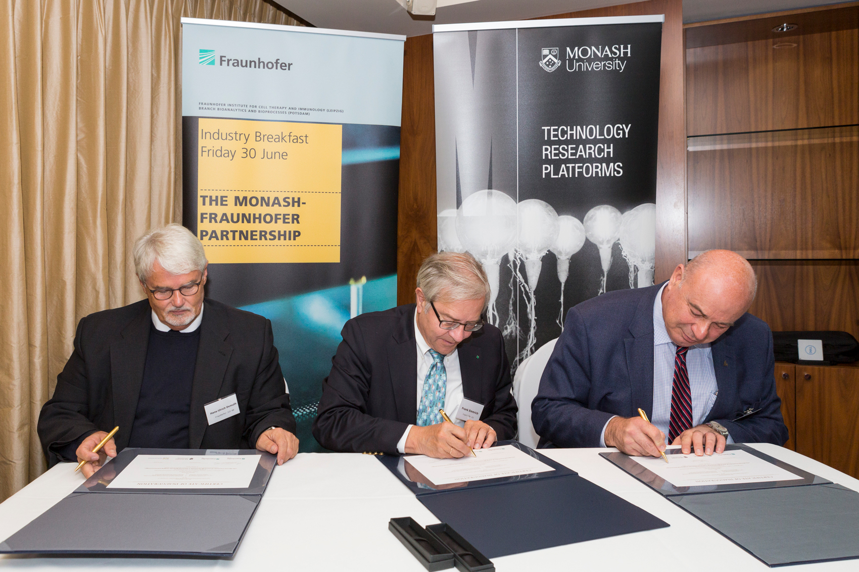 Signing of the cooperation agreement on 30 June 2017 in Melbourne, Australia